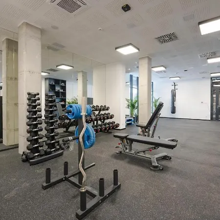 Aparttrans West - Tarczynski Arena Apartamento